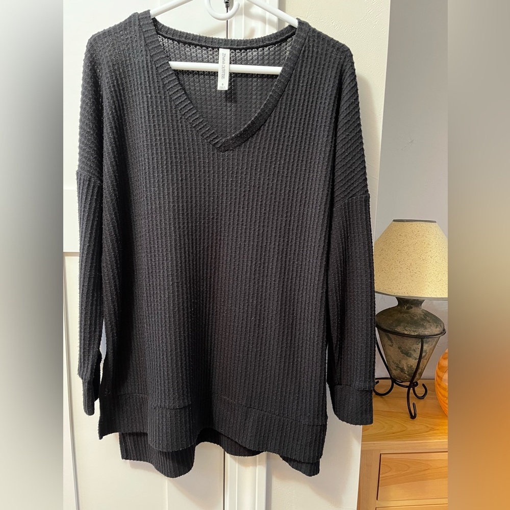 Zenana Outfitters Black Waffle Knit V-Neck Sweater